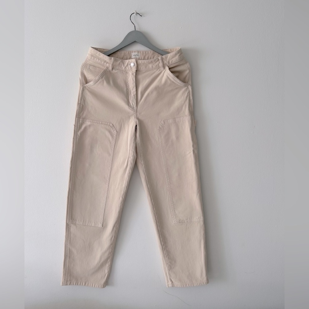 Aritzia Wilfred Free cargo pants, Color- birch, Not denim material, Cotton.